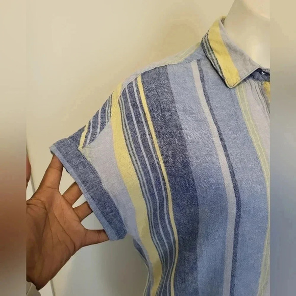 Beachlunchlounge Linen Blend Button Down Stripe Blouse(XS) - Picture 7 of 9